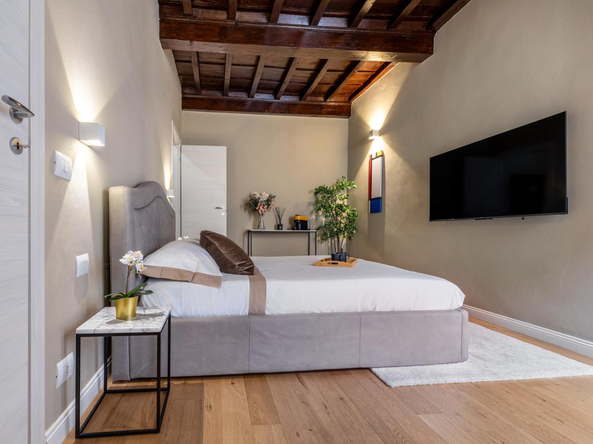 Santa Croce Luxury Suite - Dolcevita Holiday Florenţa Exterior foto