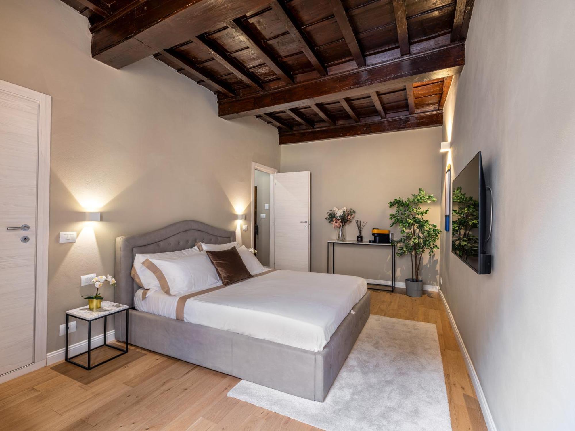Santa Croce Luxury Suite - Dolcevita Holiday Florenţa Exterior foto